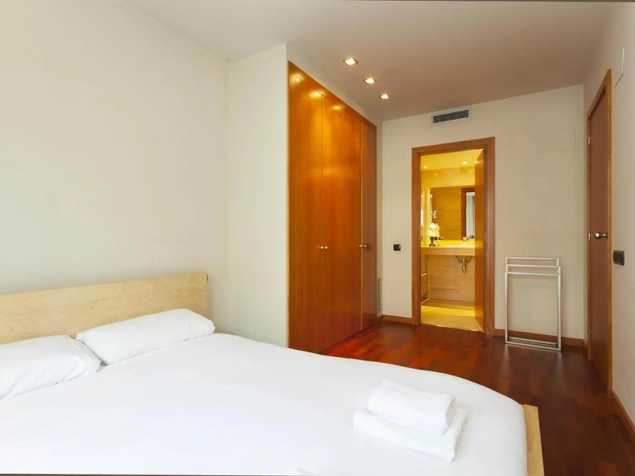 Apartment Napols 바르셀로나 0*,  스페인
